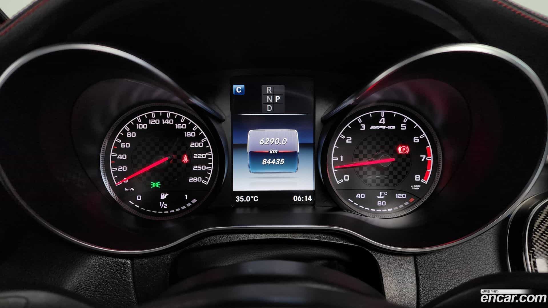 GLC-Class Mercedes-Benz 2018.9-INNER-008