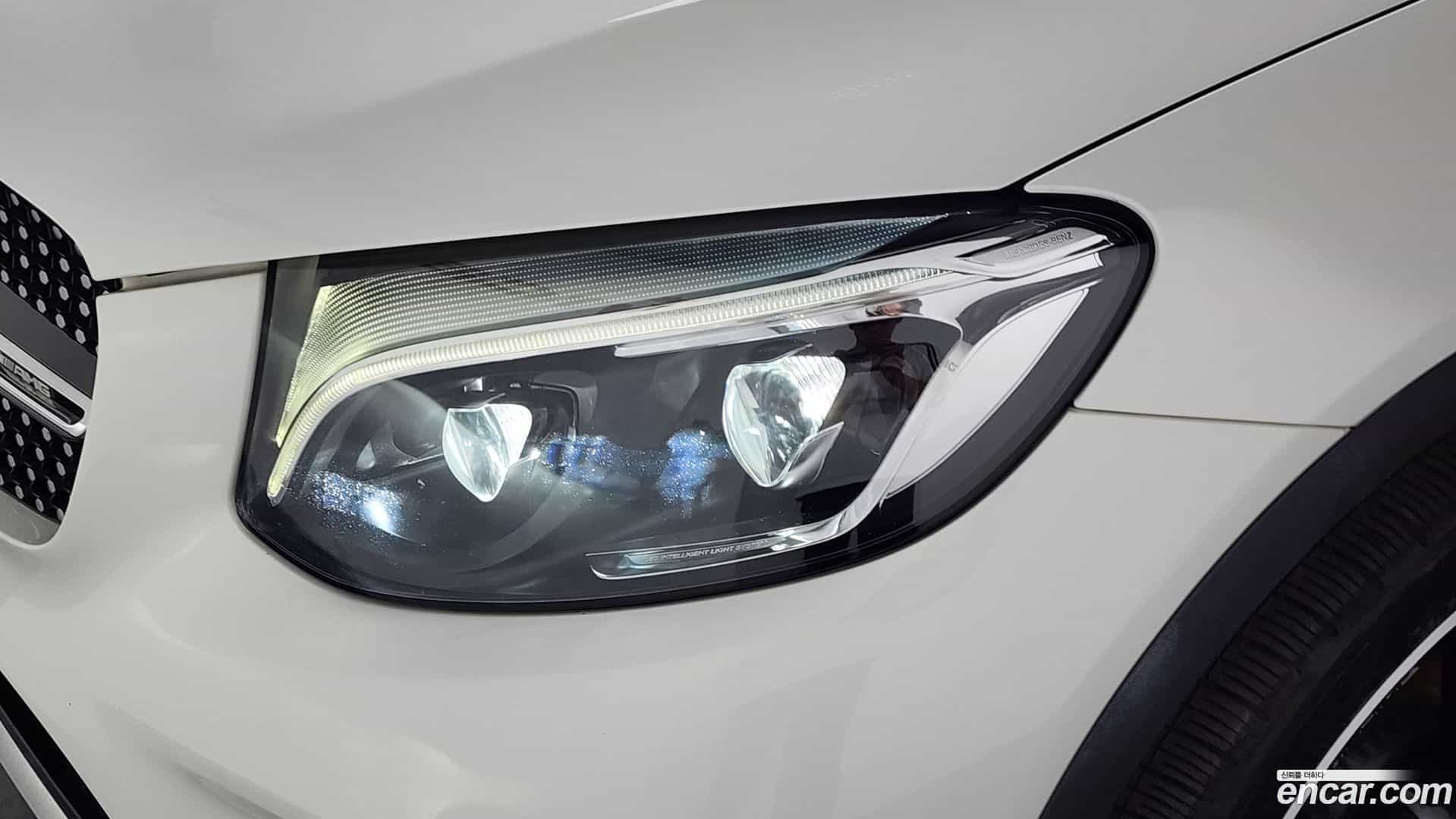 GLC-Class Mercedes-Benz 2018.9-OUTER-032