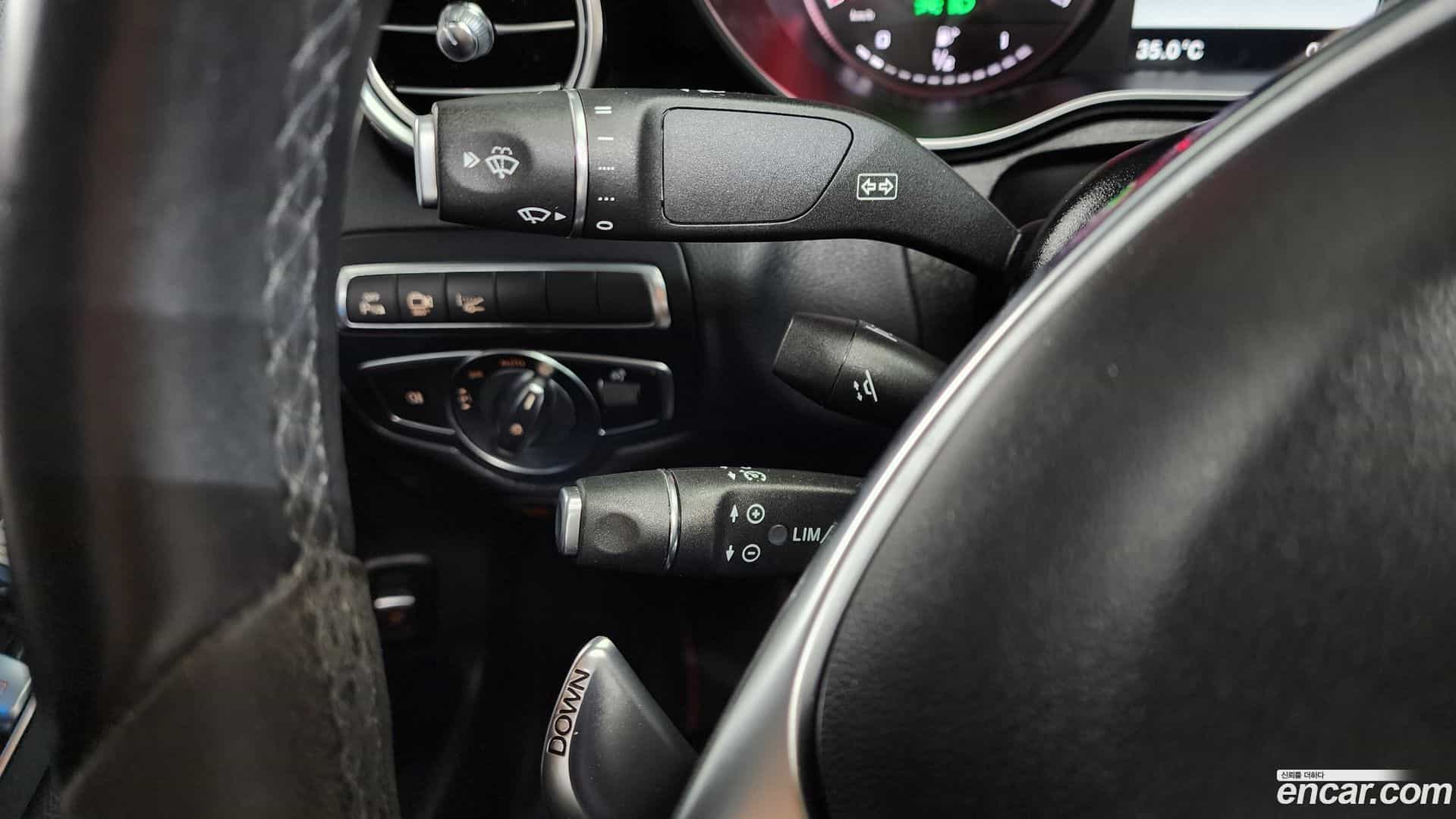 GLC-Class Mercedes-Benz 2018.9-OPTION-043