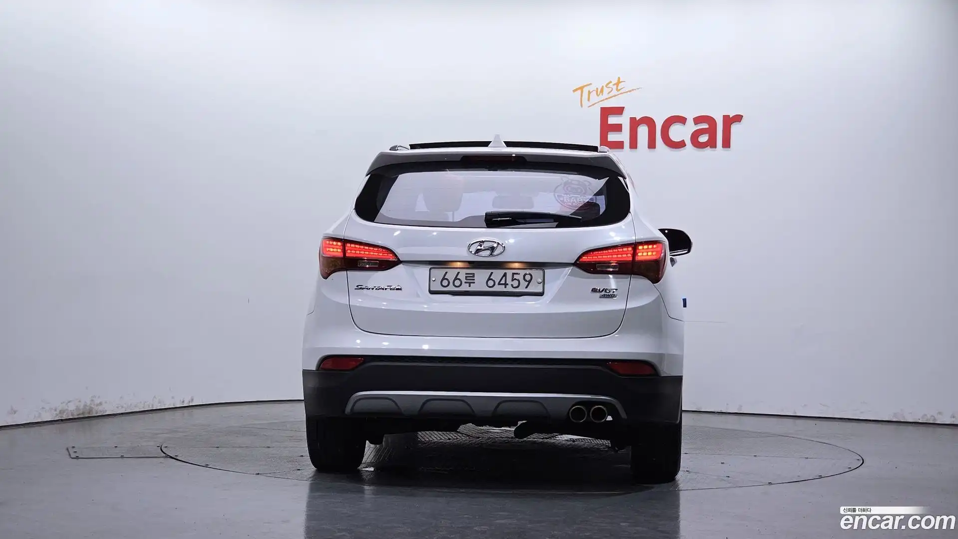 Santafe Hyundai 2014.2-OUTER-004