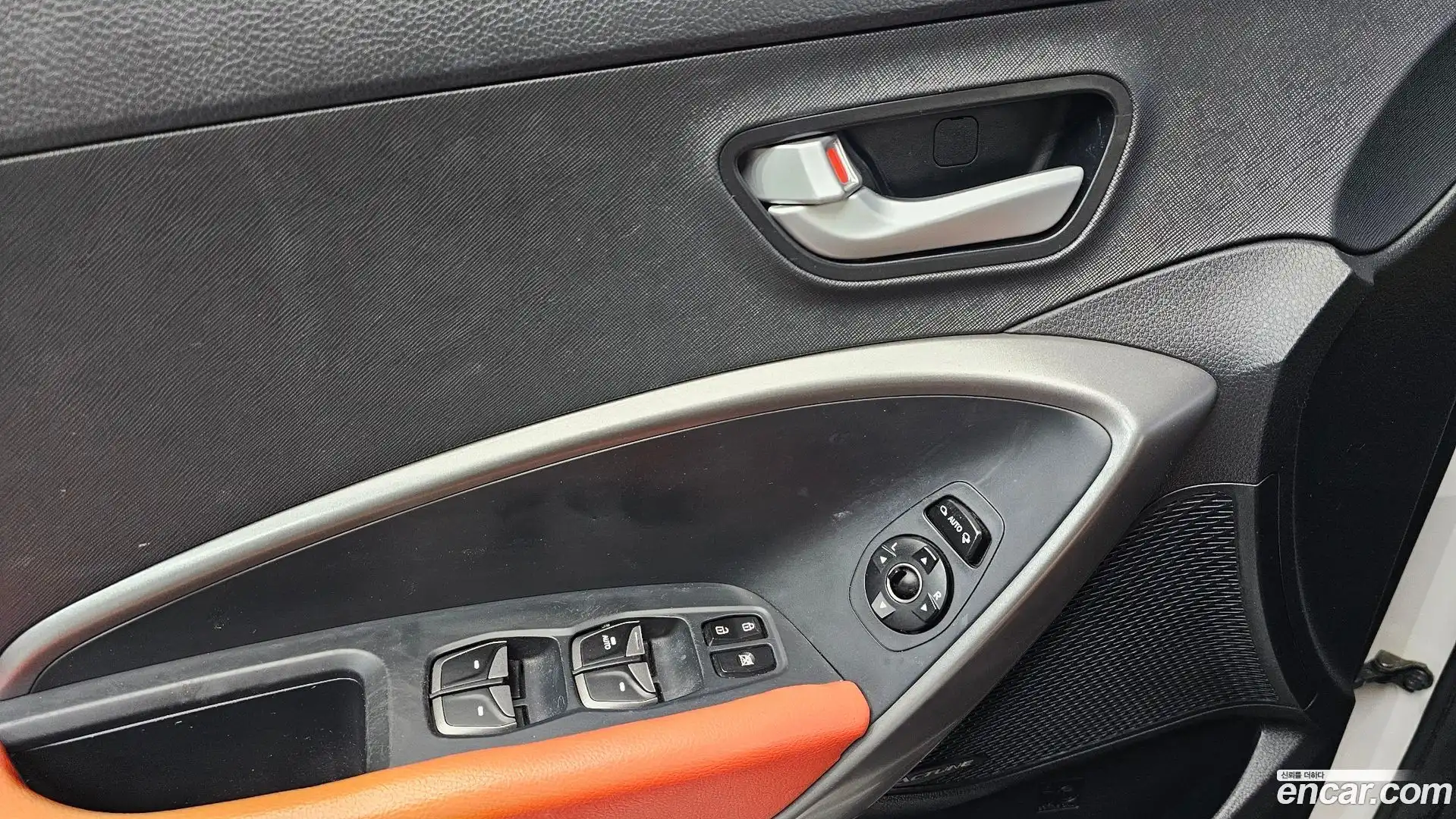 Santafe Hyundai 2014.2-OPTION-020