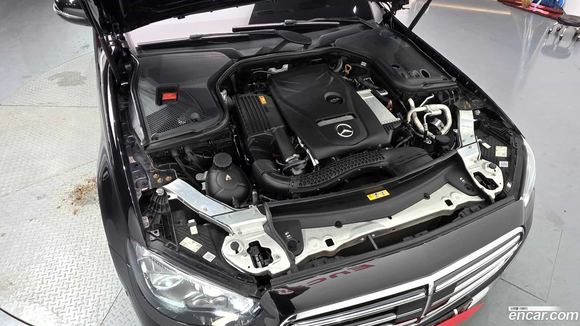 E-Class Mercedes-Benz 2020.11-OUTER-006