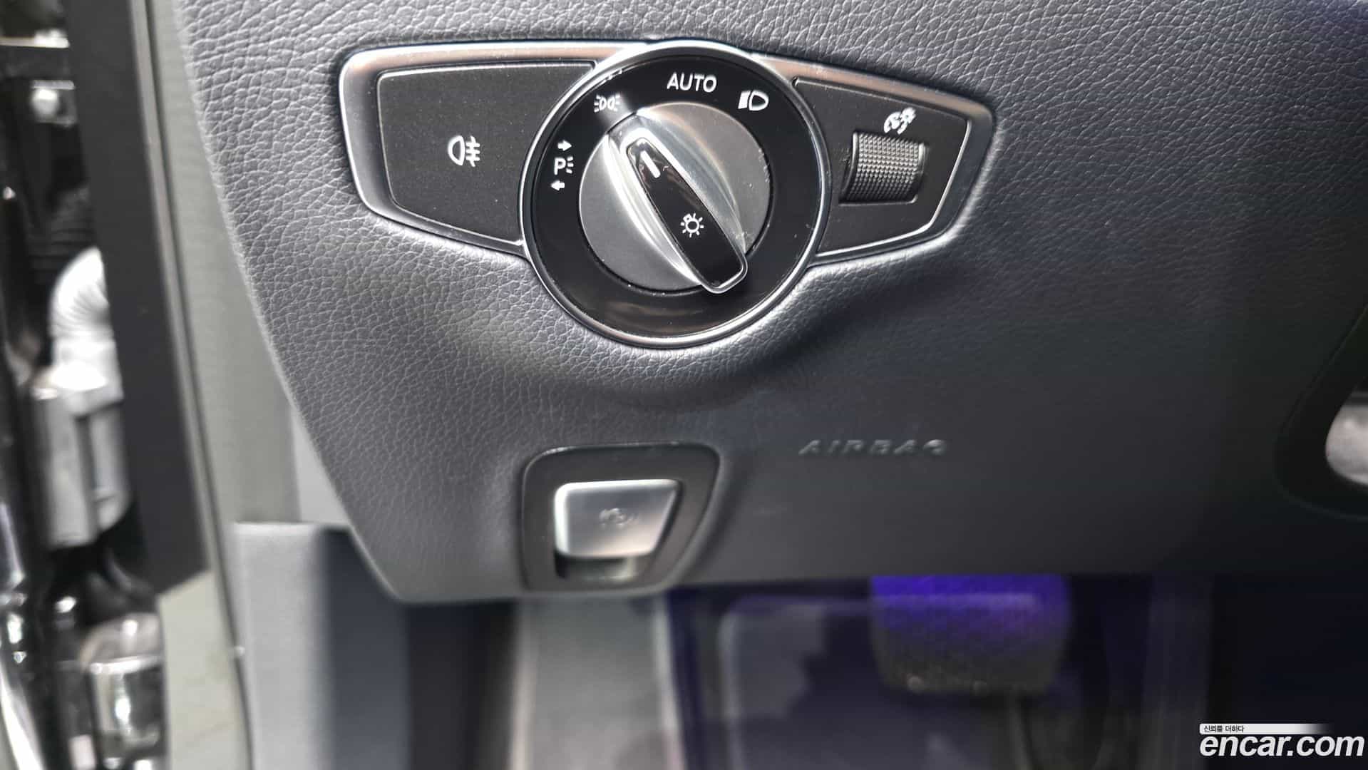 E-Class Mercedes-Benz 2020.11-OPTION-040
