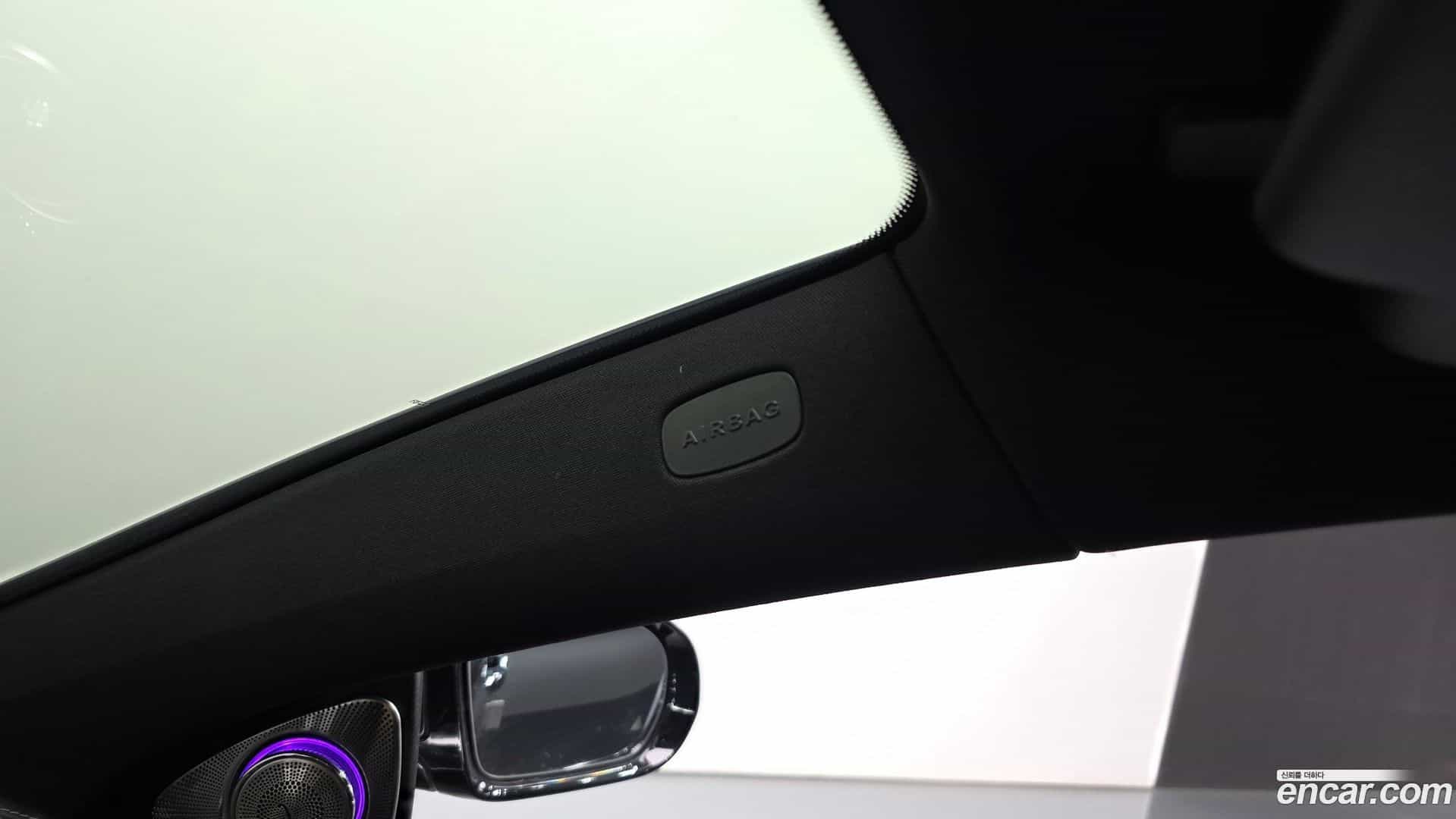 E-Class Mercedes-Benz 2020.11-OPTION-043