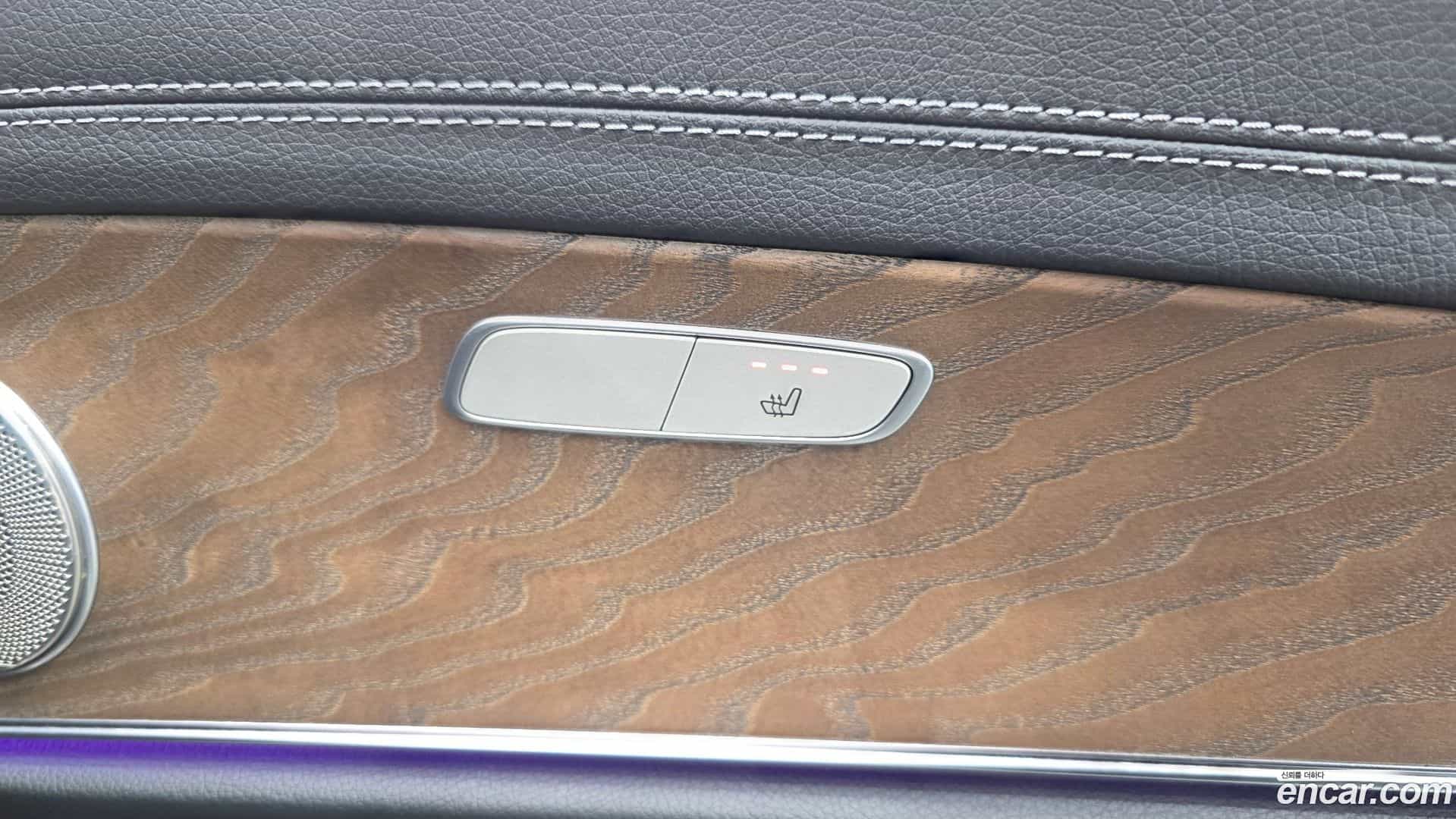 E-Class Mercedes-Benz 2020.11-OPTION-047
