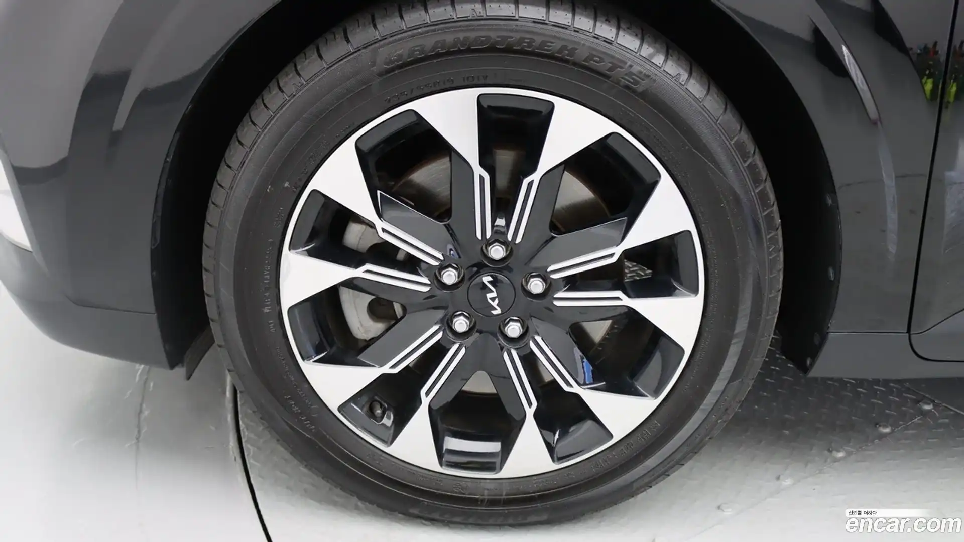 Canival Kia 2022.2-OUTER-005