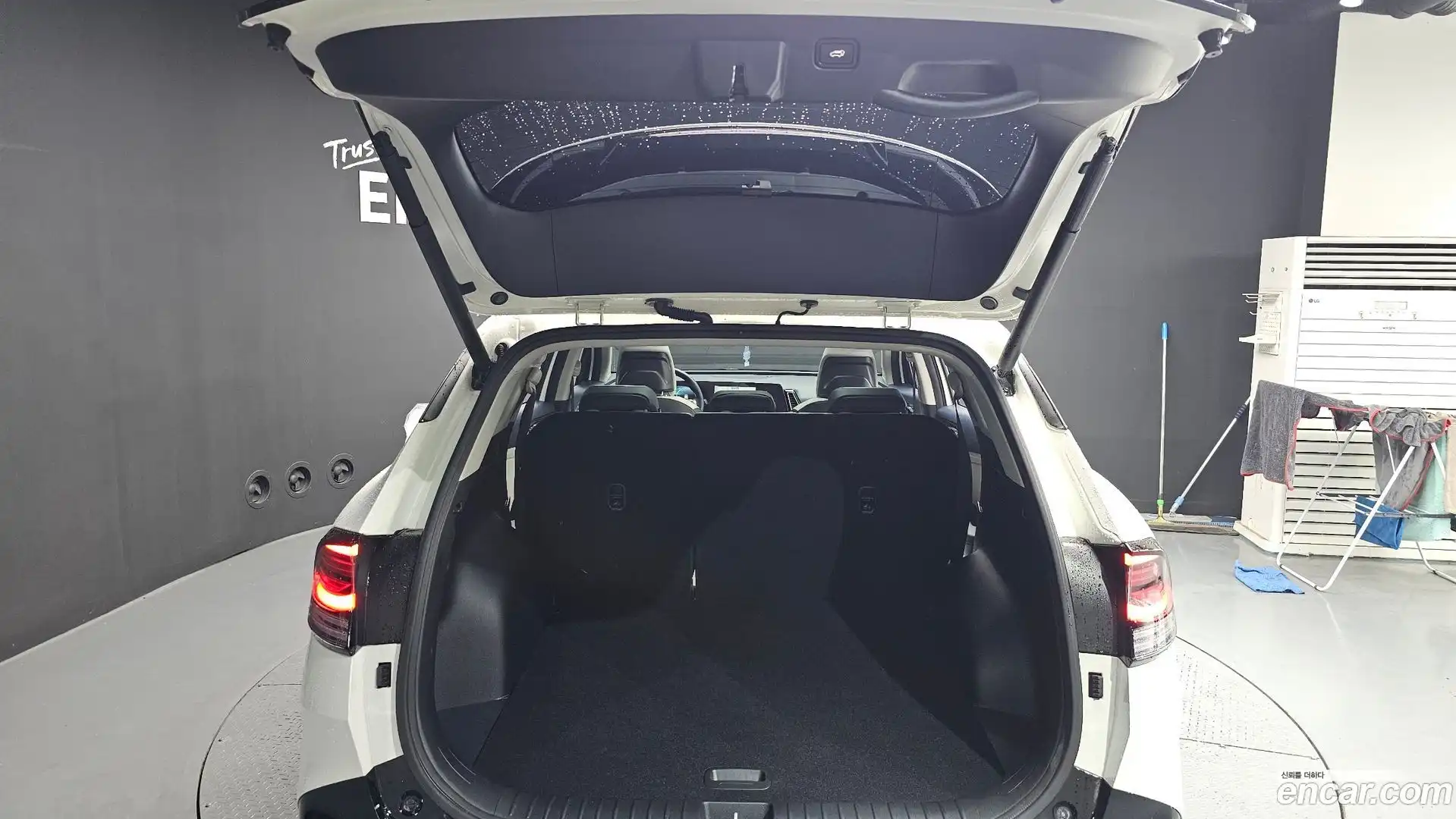 Sportage Kia 2021.8-OPTION-024