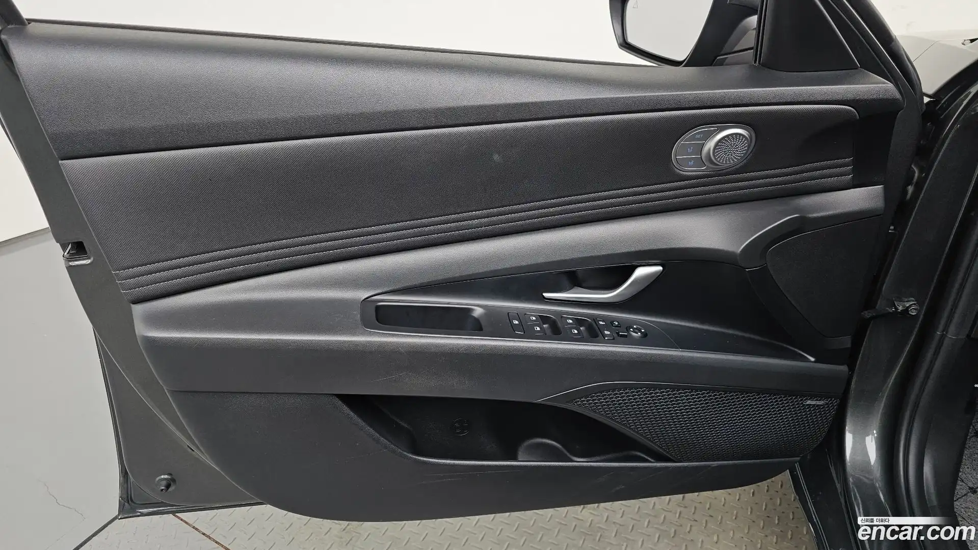 AVANTE Hyundai 2021.10-INNER-034