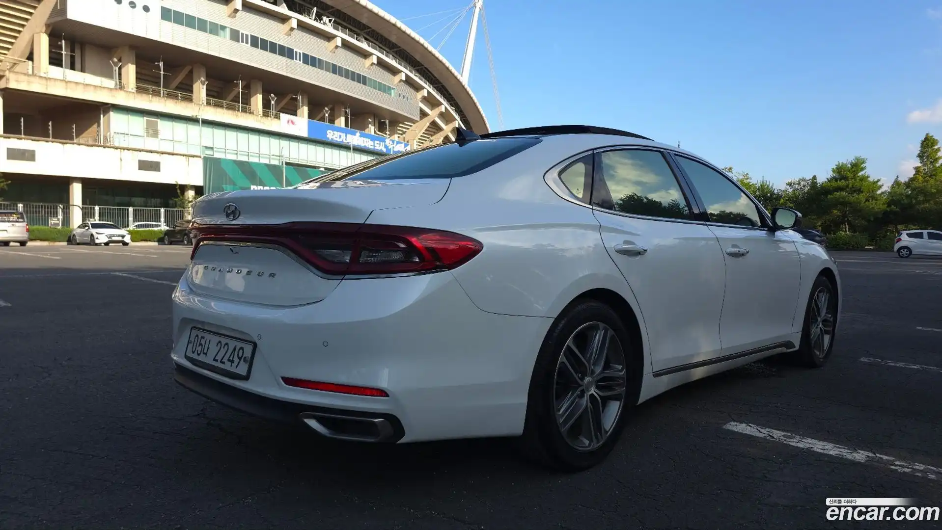 Grandeur Hyundai 2019.4-OUTER-002