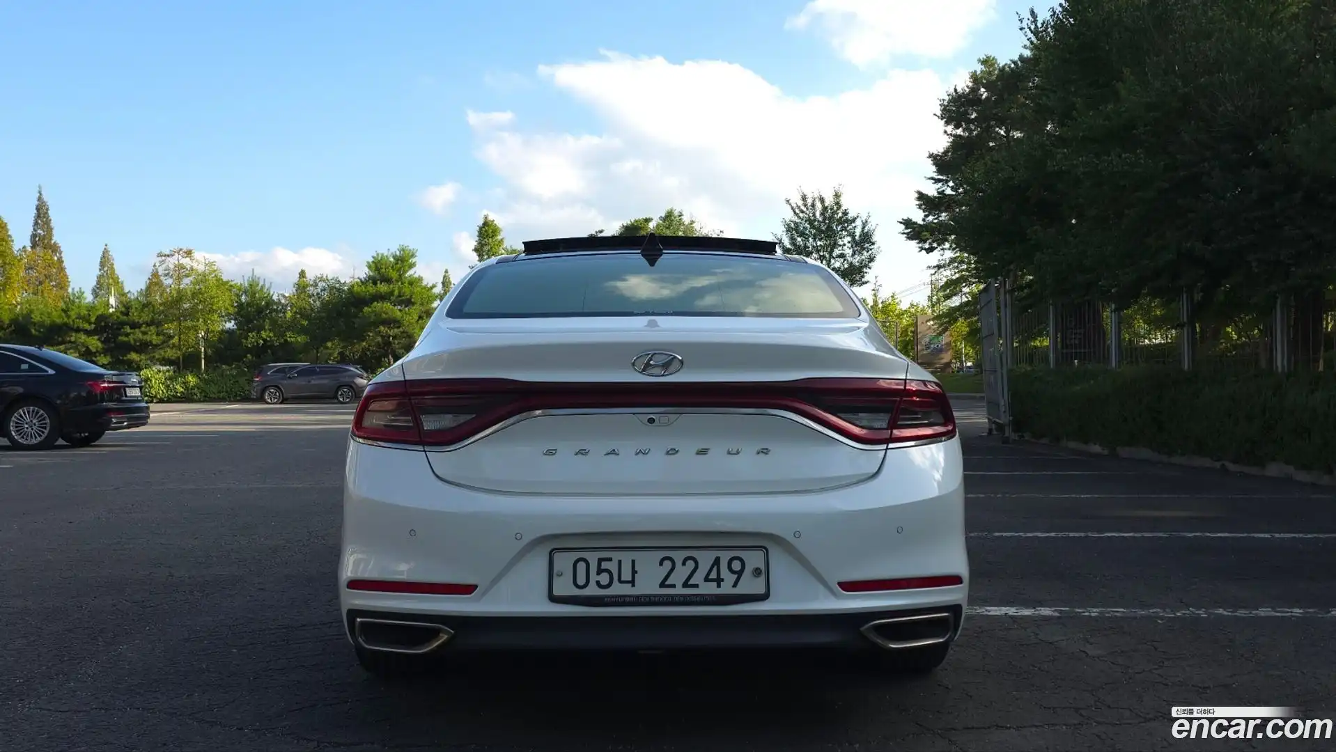 Grandeur Hyundai 2019.4-OUTER-004