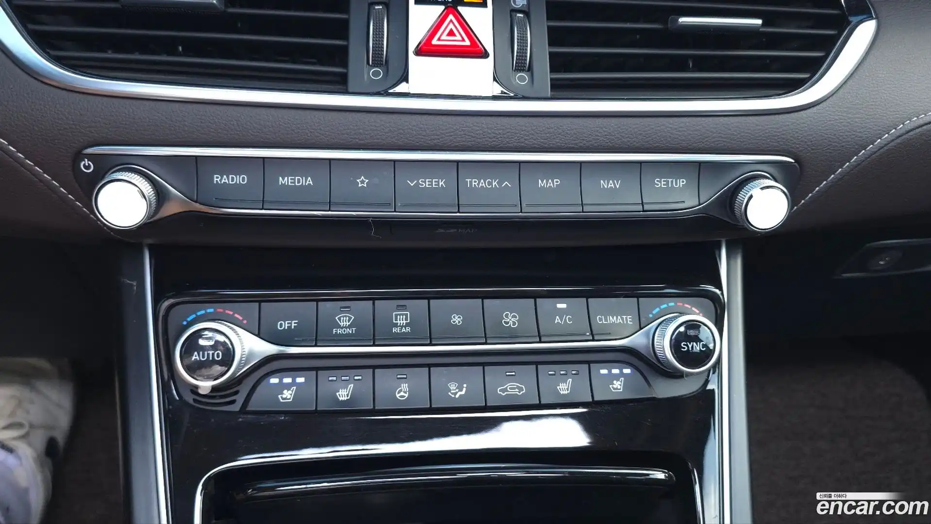 Grandeur Hyundai 2019.4-OPTION-018