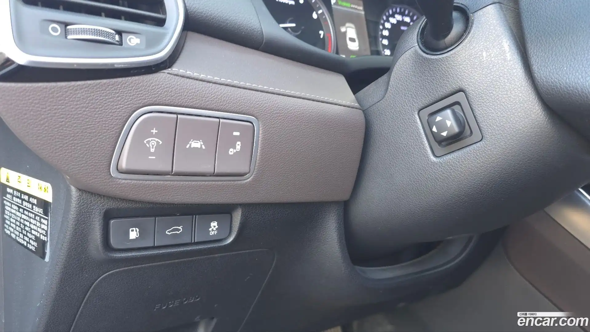 Grandeur Hyundai 2019.4-OPTION-021