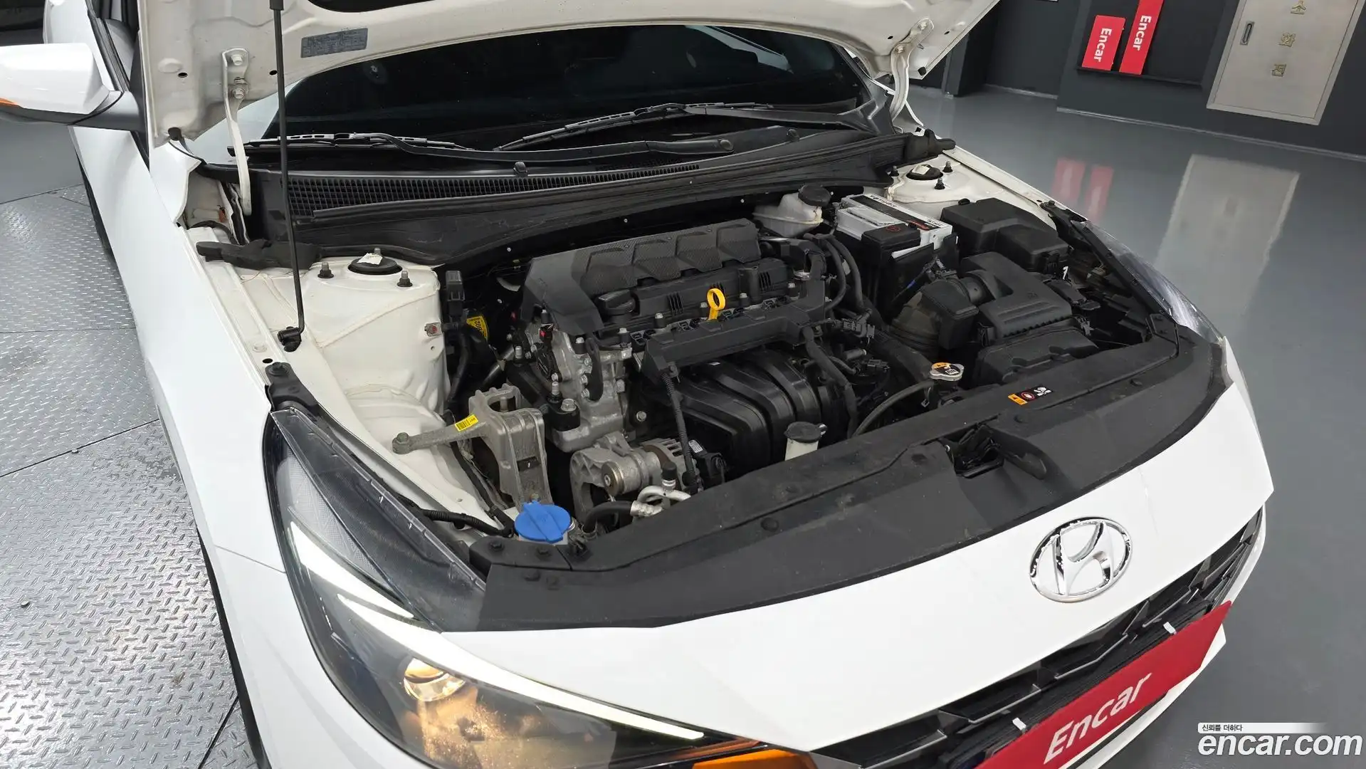 AVANTE Hyundai 2022.5-OUTER-006