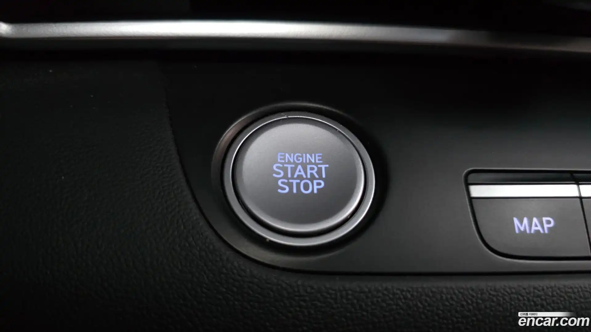 AVANTE Hyundai 2022.5-OPTION-040