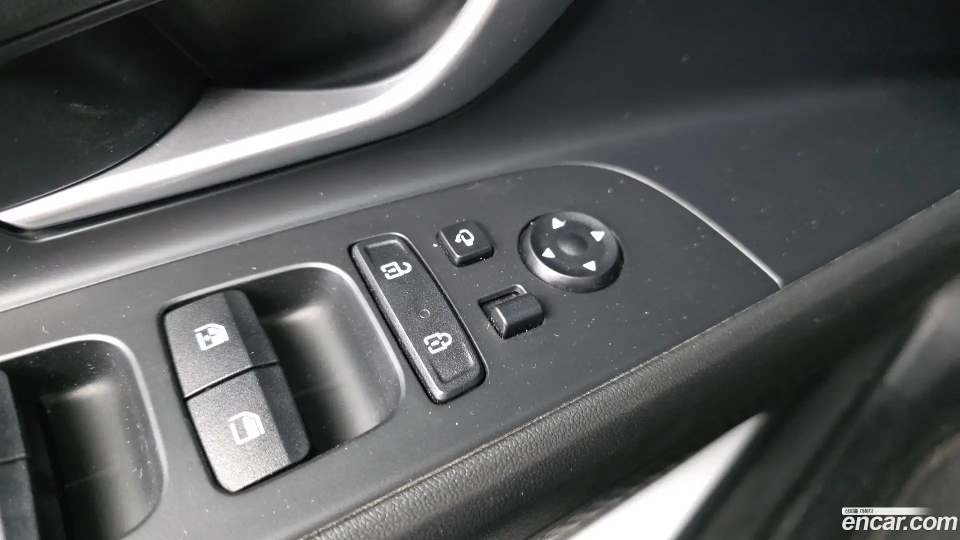 AVANTE Hyundai 2022.5-OPTION-042
