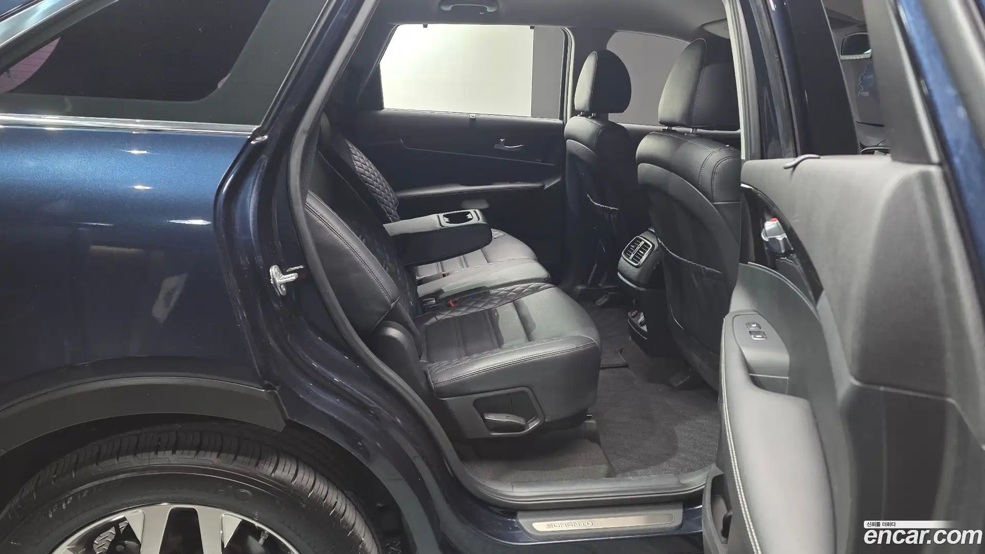 Sorento Kia 2019.8-OPTION-015