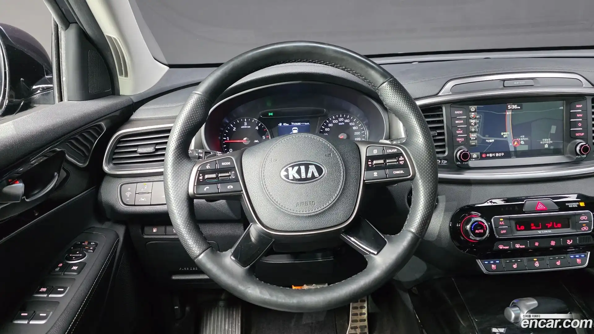 Sorento Kia 2019.8-OPTION-018
