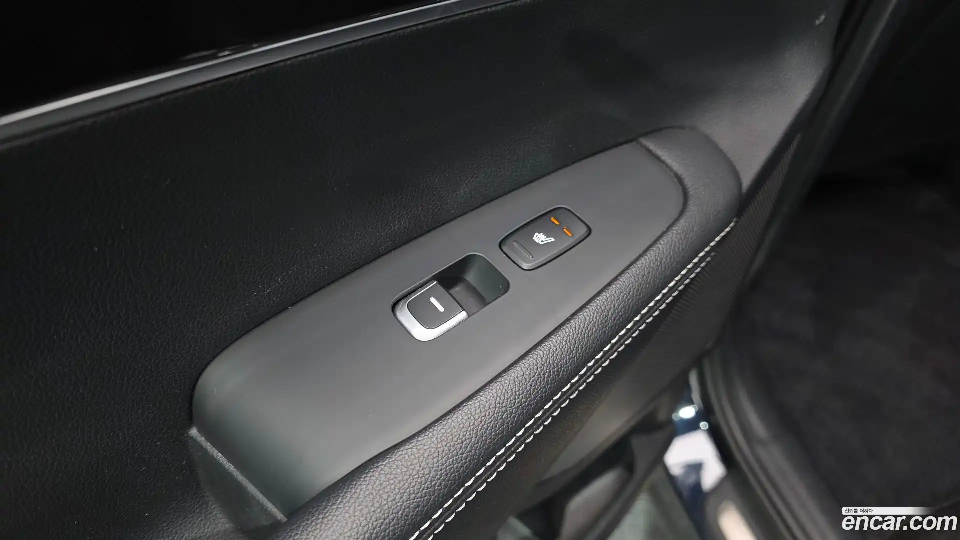 Sorento Kia 2019.8-OPTION-043