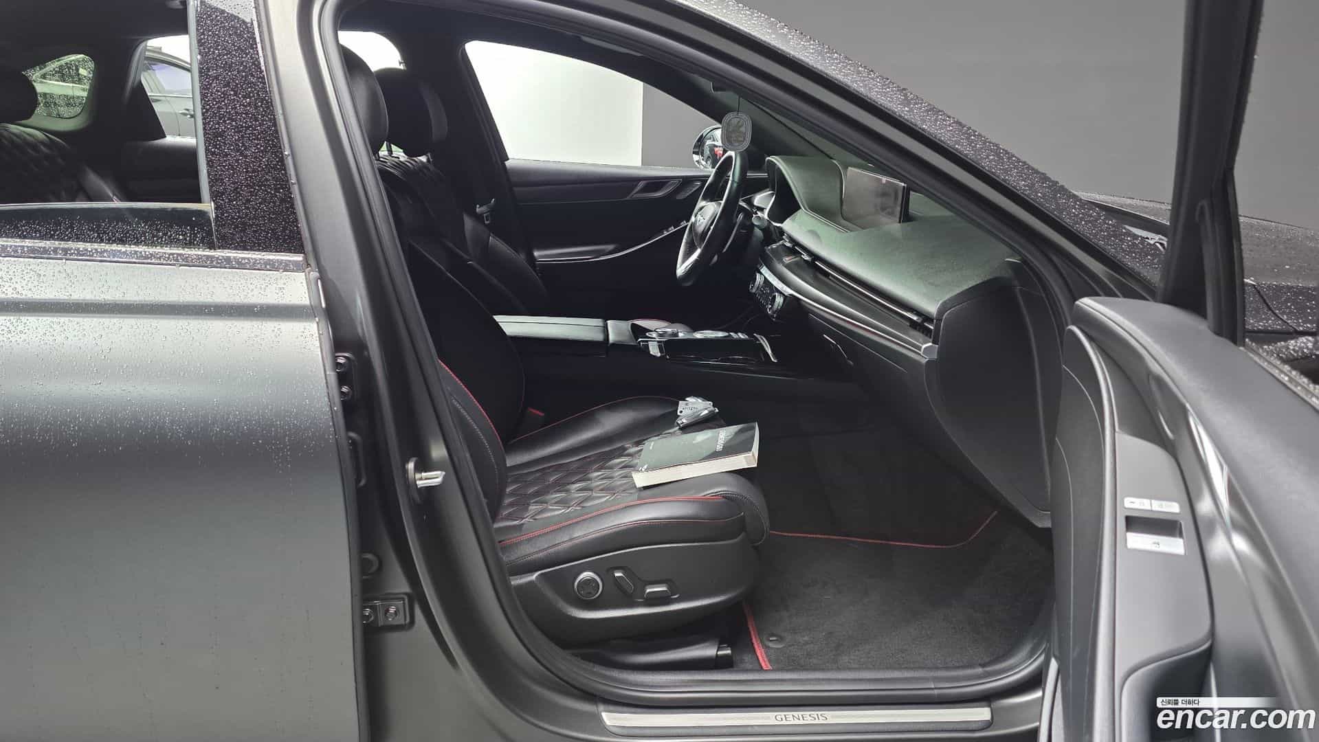 G80 Genesis 2021.11-INNER-036