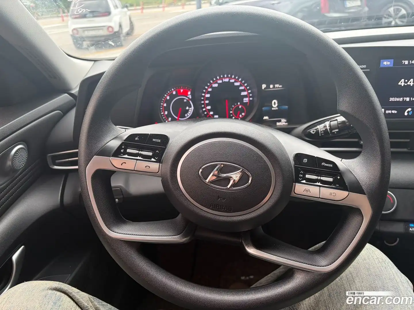 AVANTE Hyundai 2021.0-OUTER-006