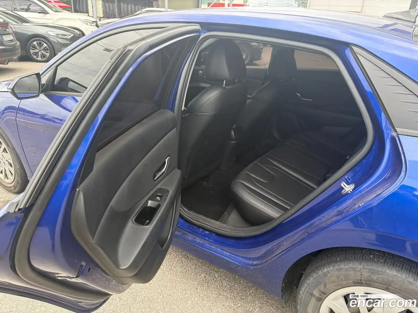 AVANTE Hyundai 2021.0-OPTION-018