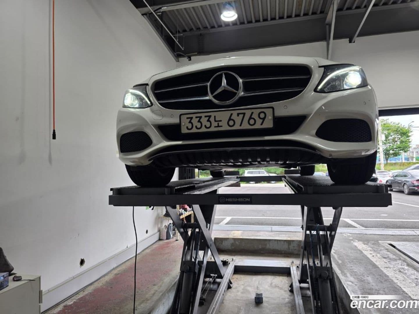 Main__Slider__Photo:C-Class Mercedes-Benz 2016.1-0