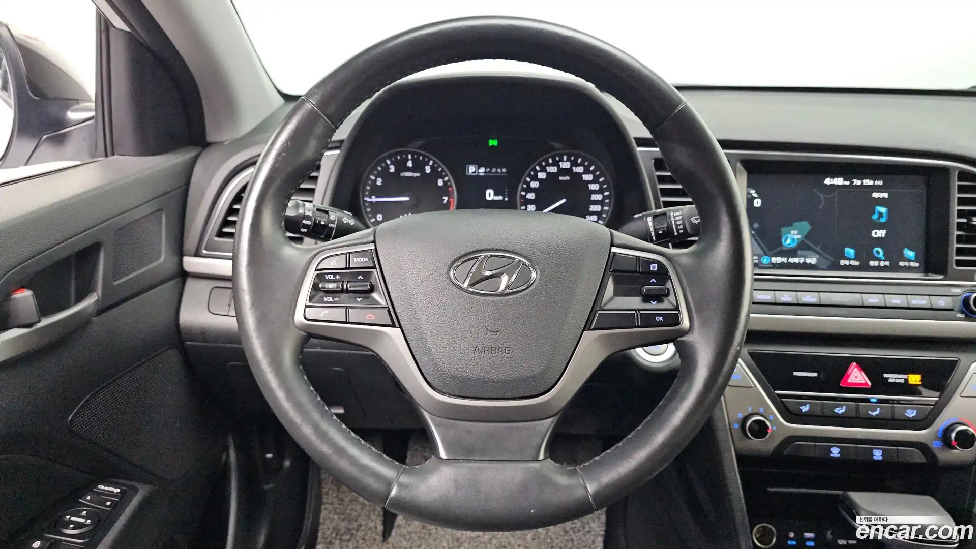 AVANTE Hyundai 2018.3-OPTION-019