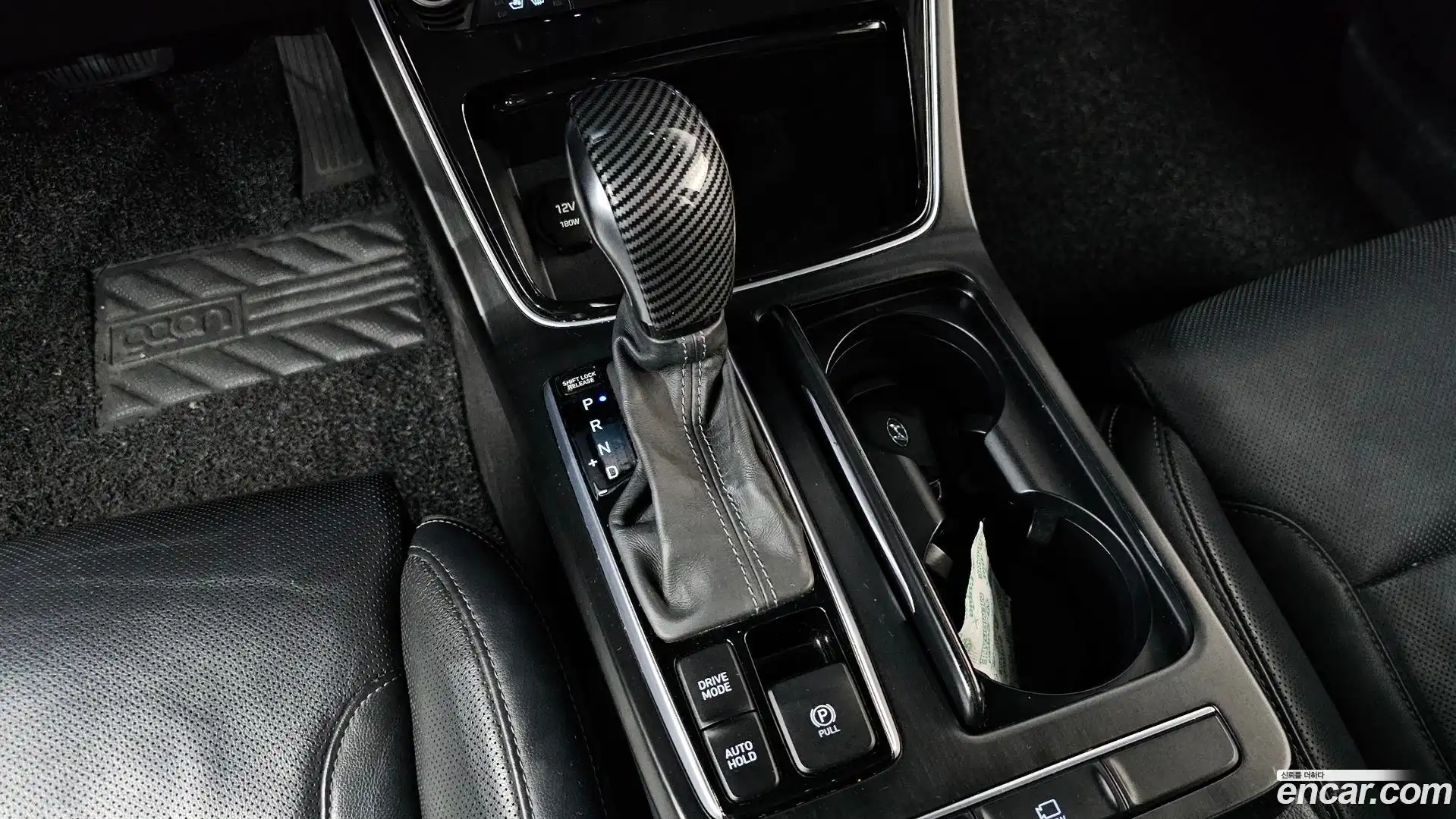 Grandeur Hyundai 2019.2-INNER-009