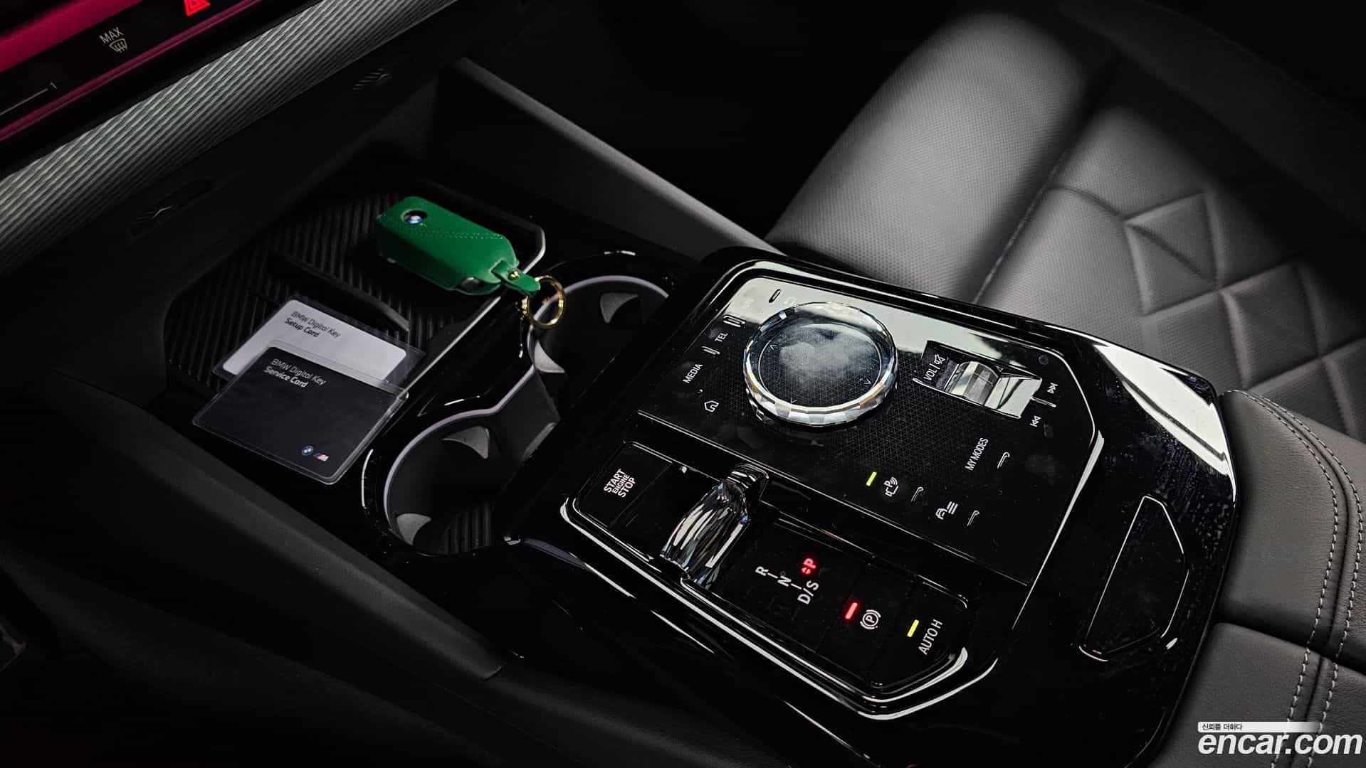 5-Series BMW 2025.9-INNER-009