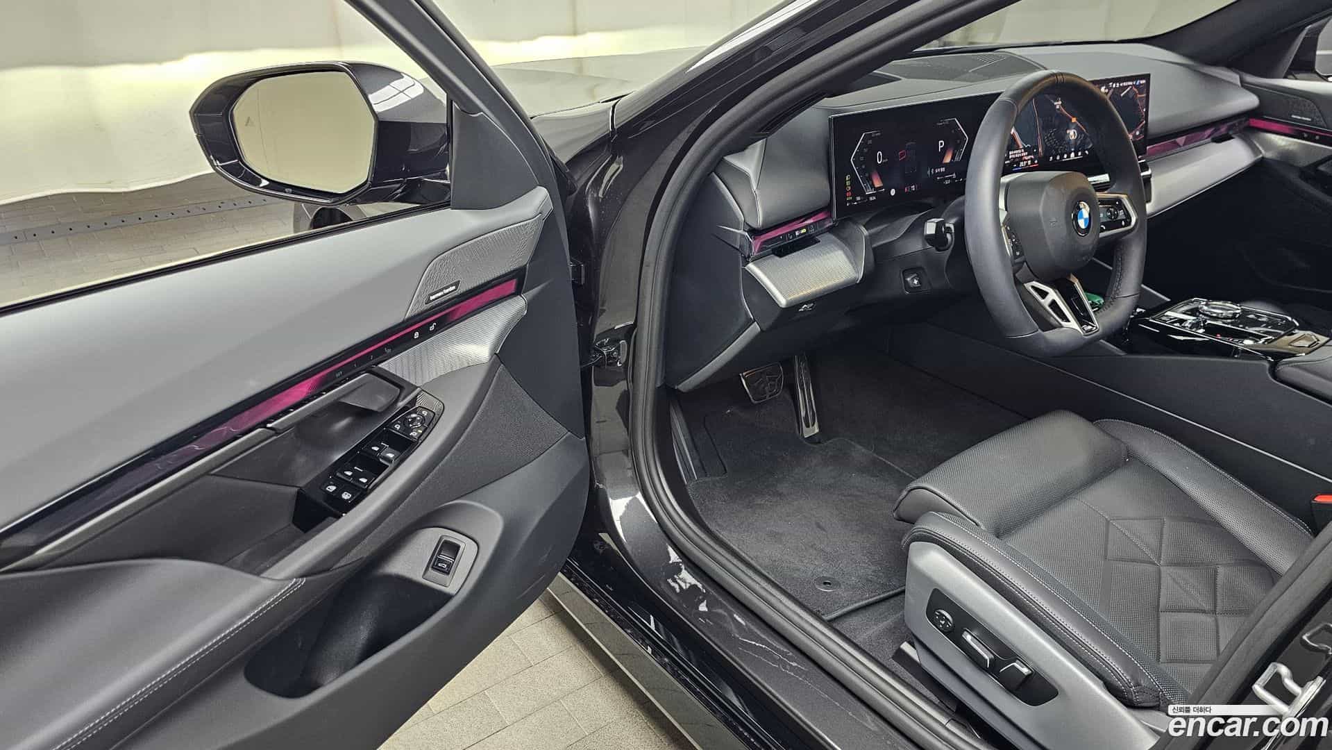 5-Series BMW 2025.9-INNER-010
