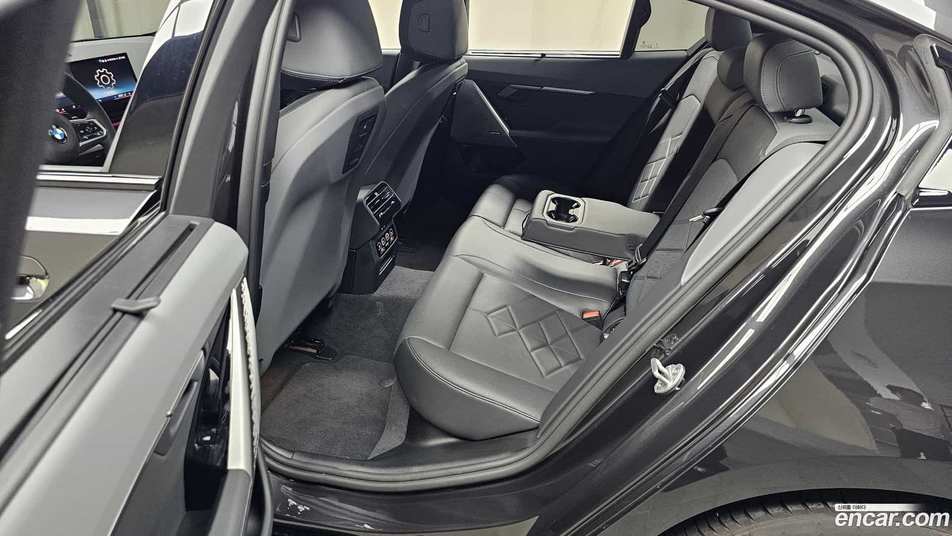 5-Series BMW 2025.9-OPTION-015