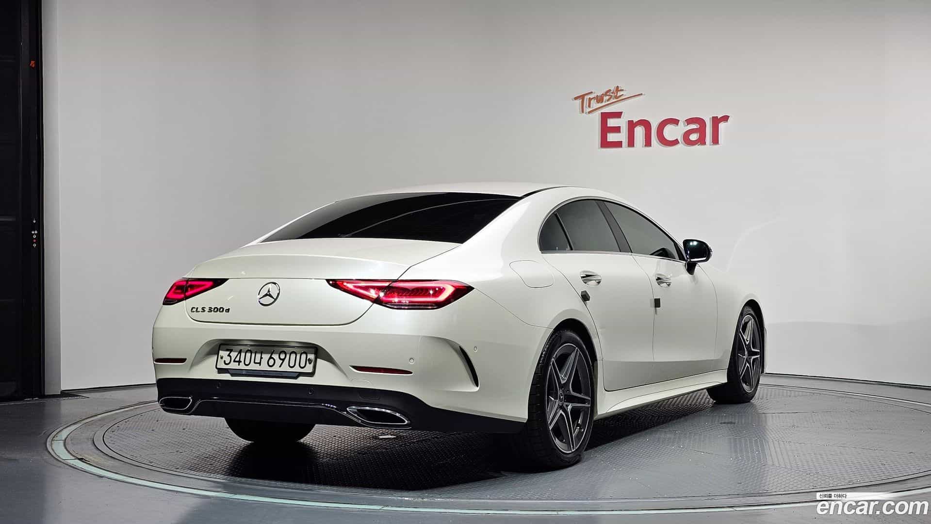 CLS-Class Mercedes-Benz 2019.11-OUTER-002