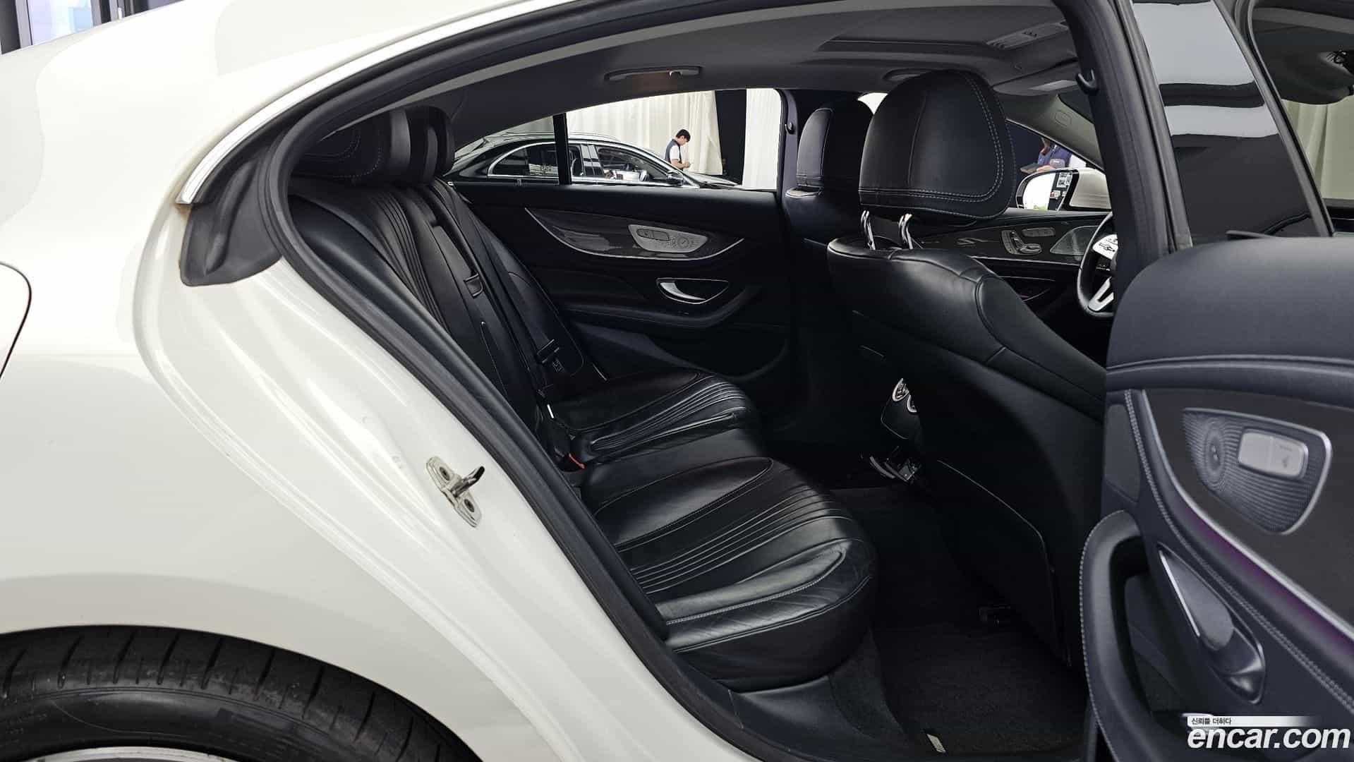 CLS-Class Mercedes-Benz 2019.11-OPTION-016