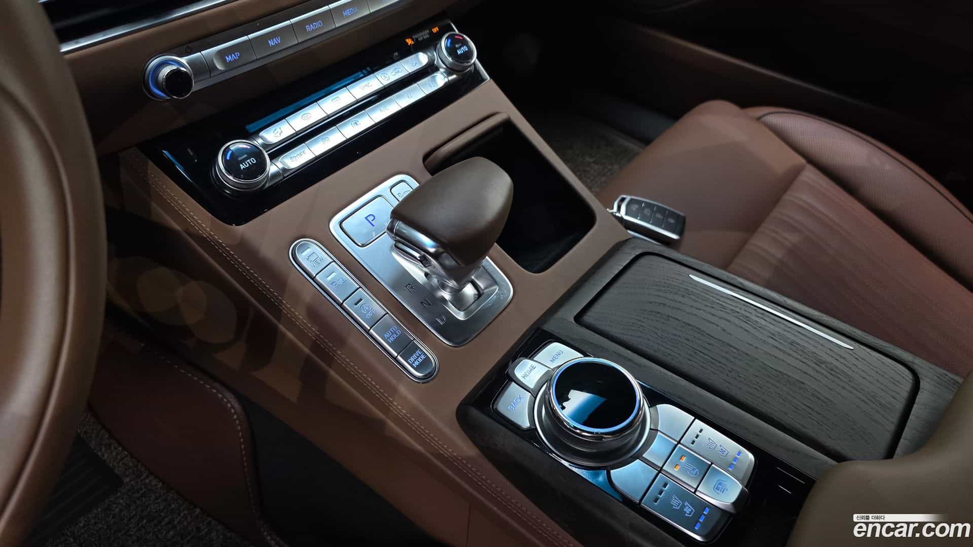 G90 Genesis 2019.3-INNER-009