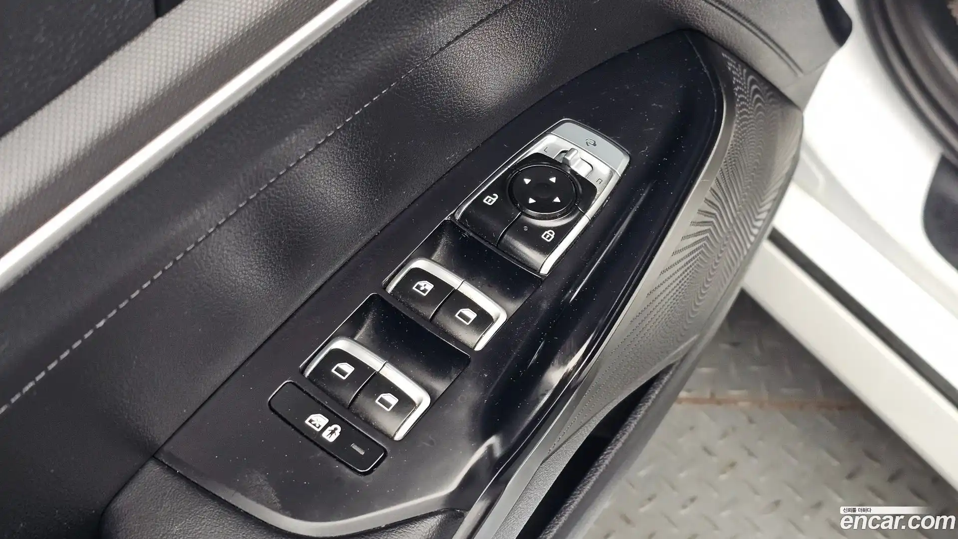 K5 Kia 2022.2-OPTION-042