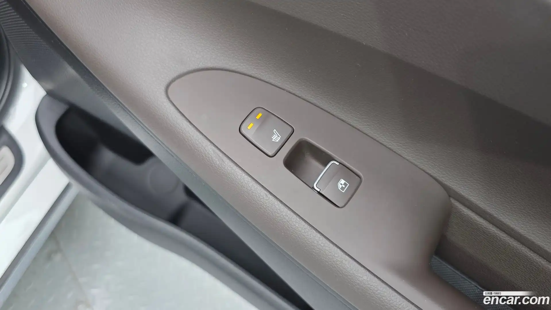 Grandeur Hyundai 2020.6-OPTION-023