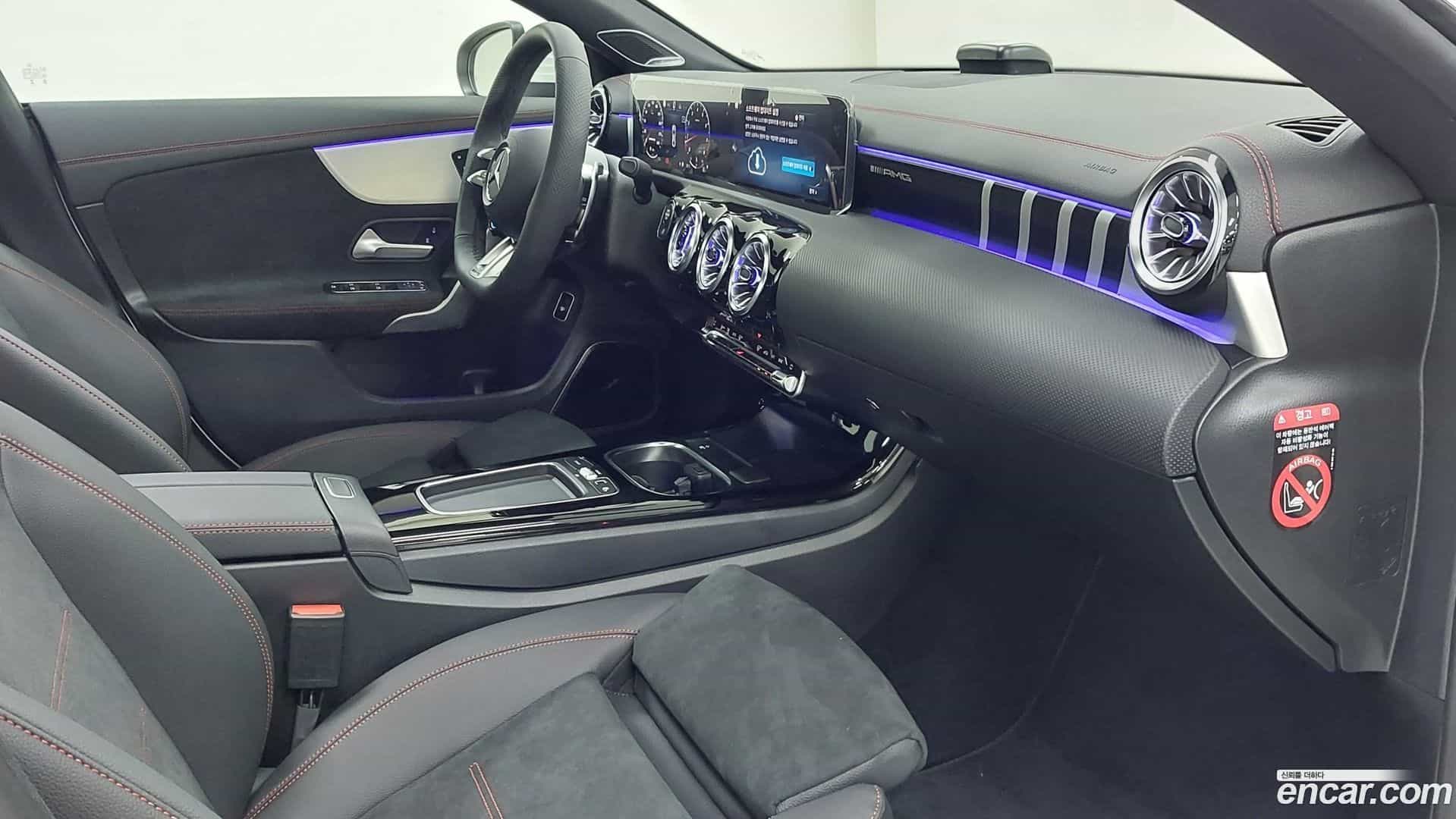CLA-Class Mercedes-Benz 2025.9-OPTION-017