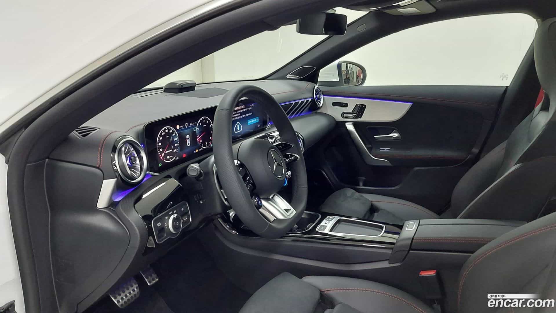 CLA-Class Mercedes-Benz 2025.9-OPTION-018
