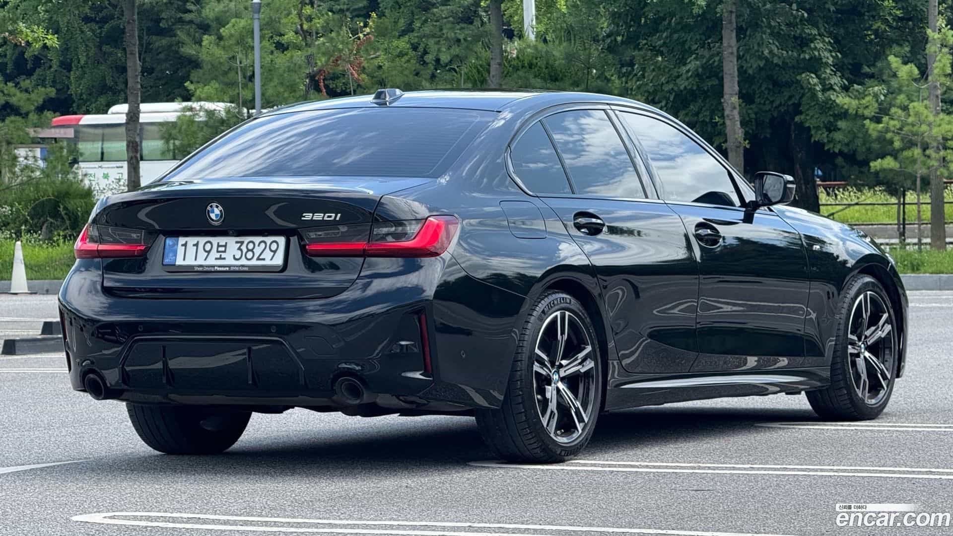 3-Series BMW 2024.1-OUTER-002