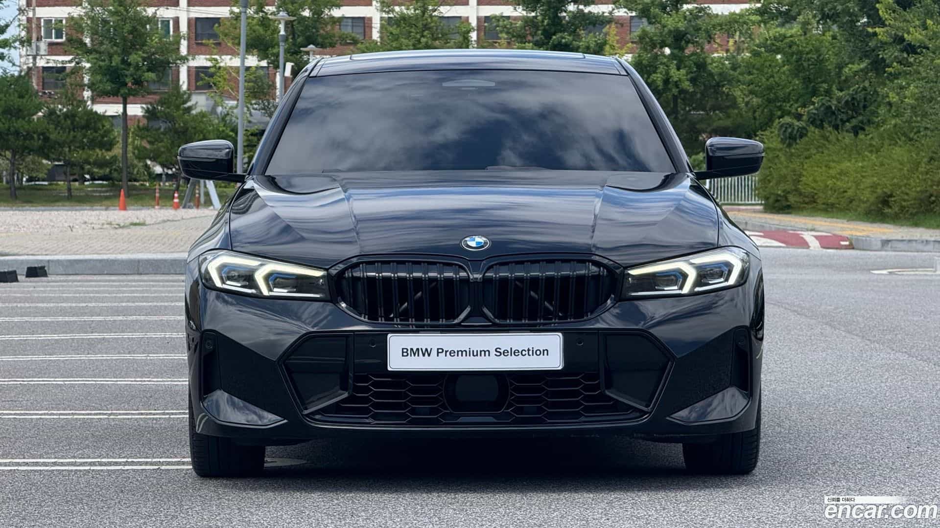 3-Series BMW 2024.1-OUTER-003