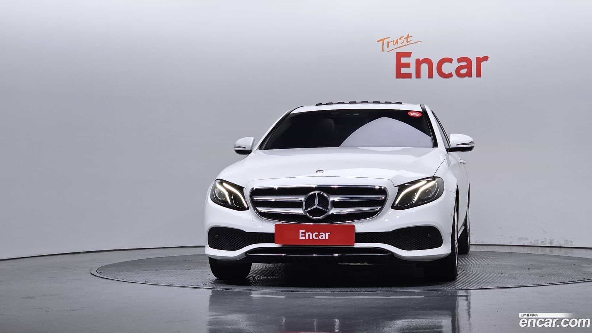E-Class Mercedes-Benz 2018.2-OUTER-003