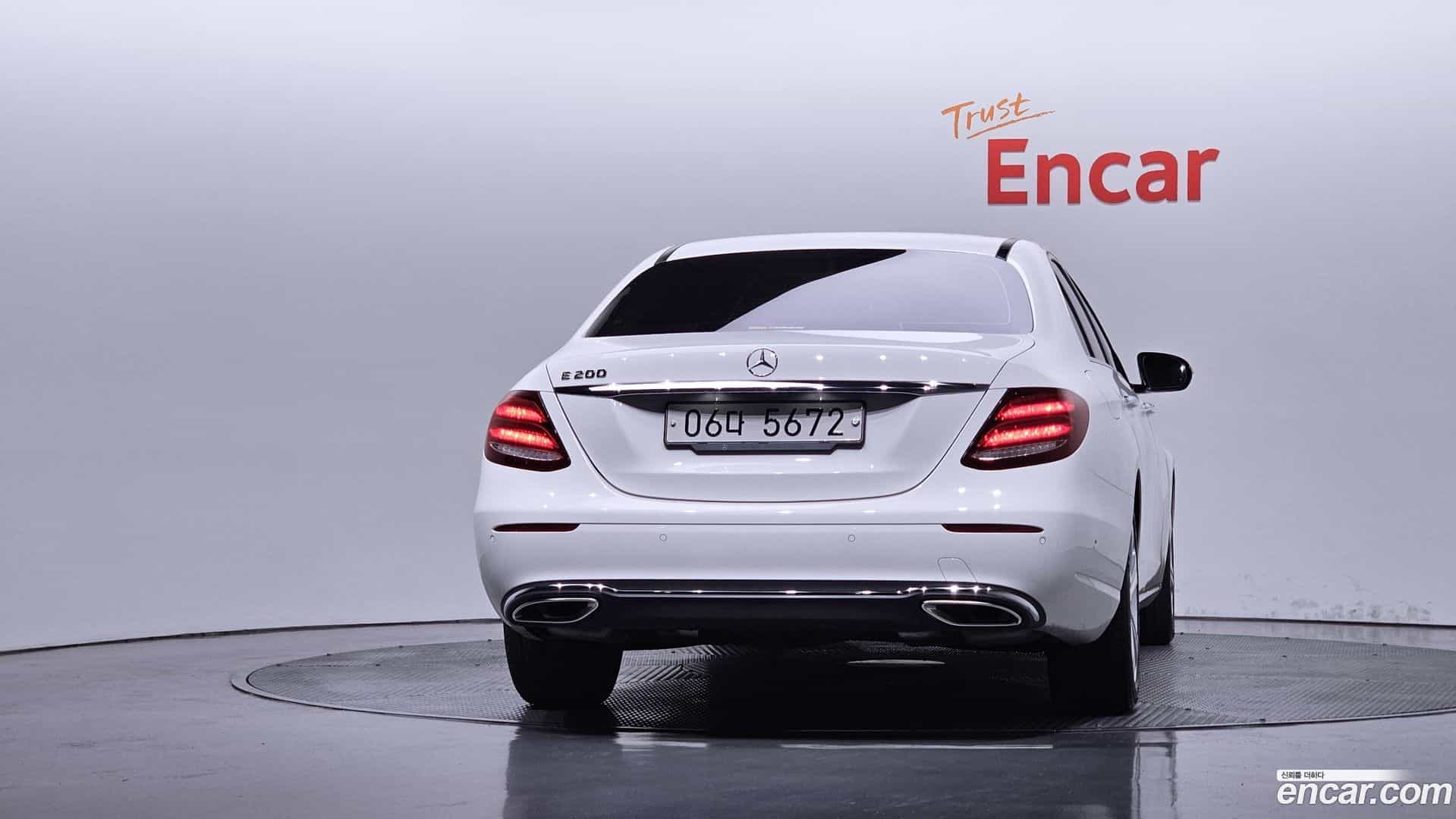 E-Class Mercedes-Benz 2018.2-OUTER-004