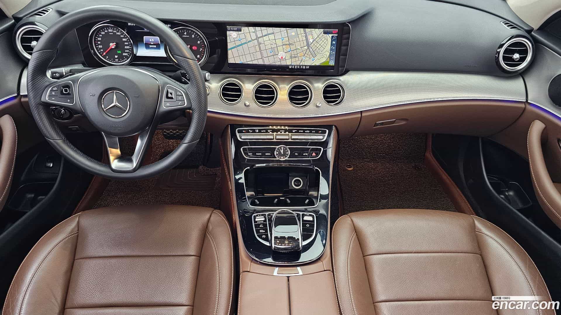 E-Class Mercedes-Benz 2018.2-INNER-007