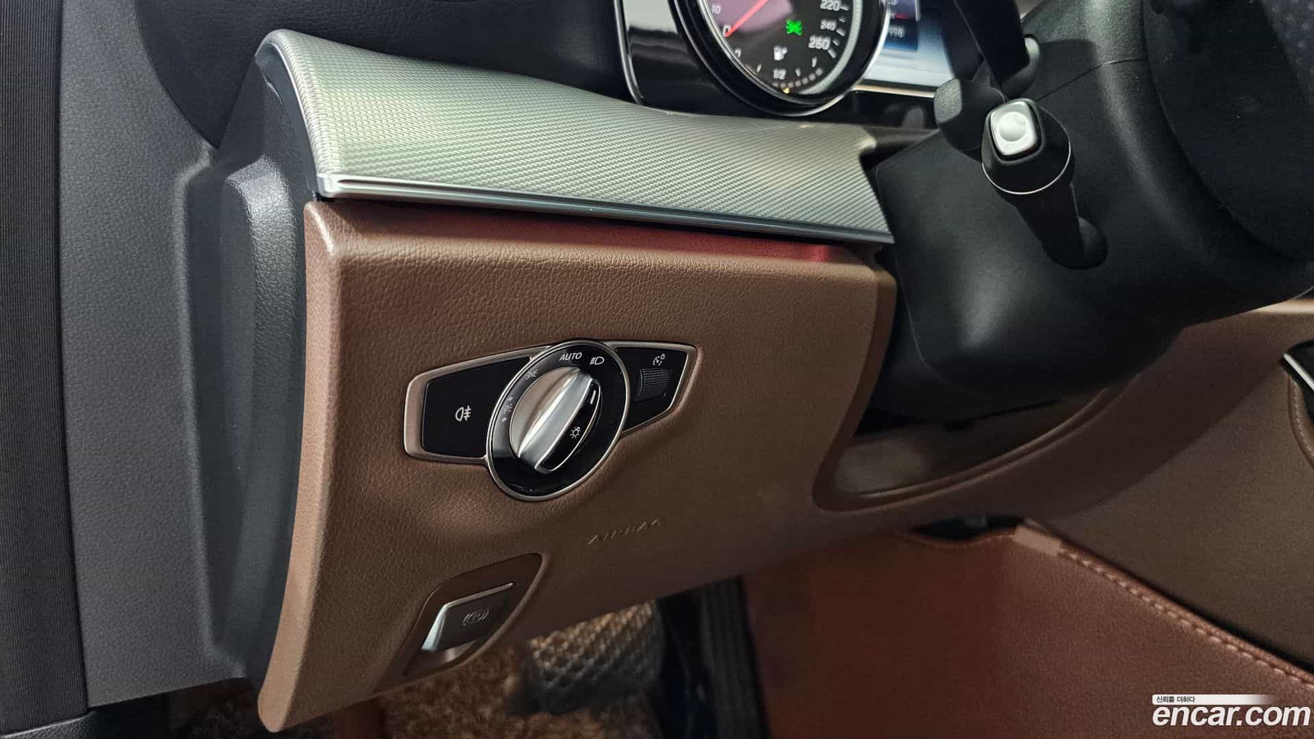 E-Class Mercedes-Benz 2018.2-OPTION-020