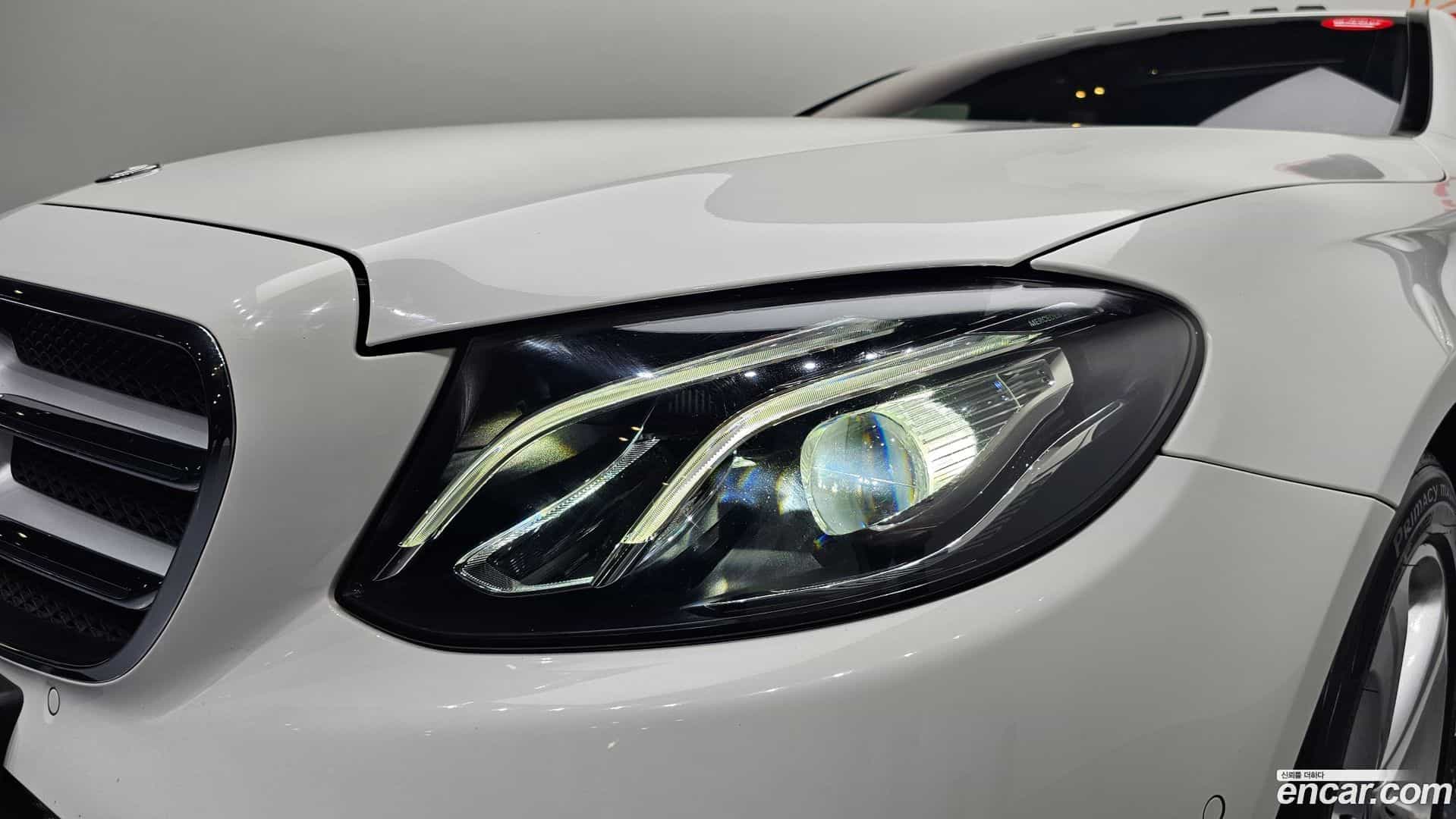 E-Class Mercedes-Benz 2018.2-OUTER-032