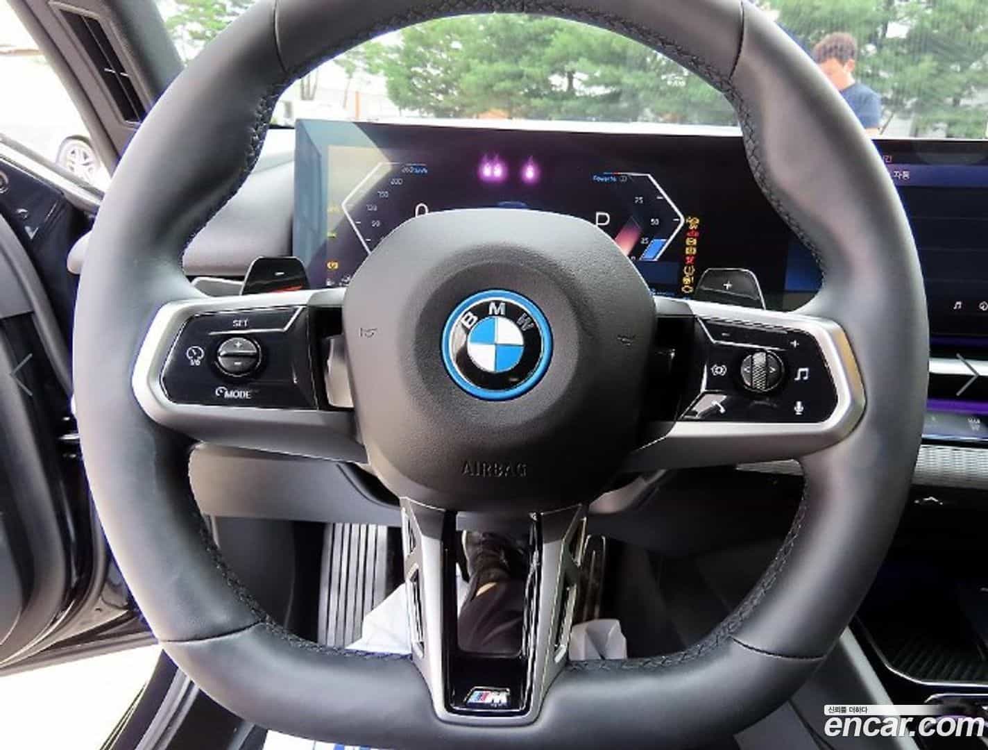 5-Series BMW 2025.4-INNER-008
