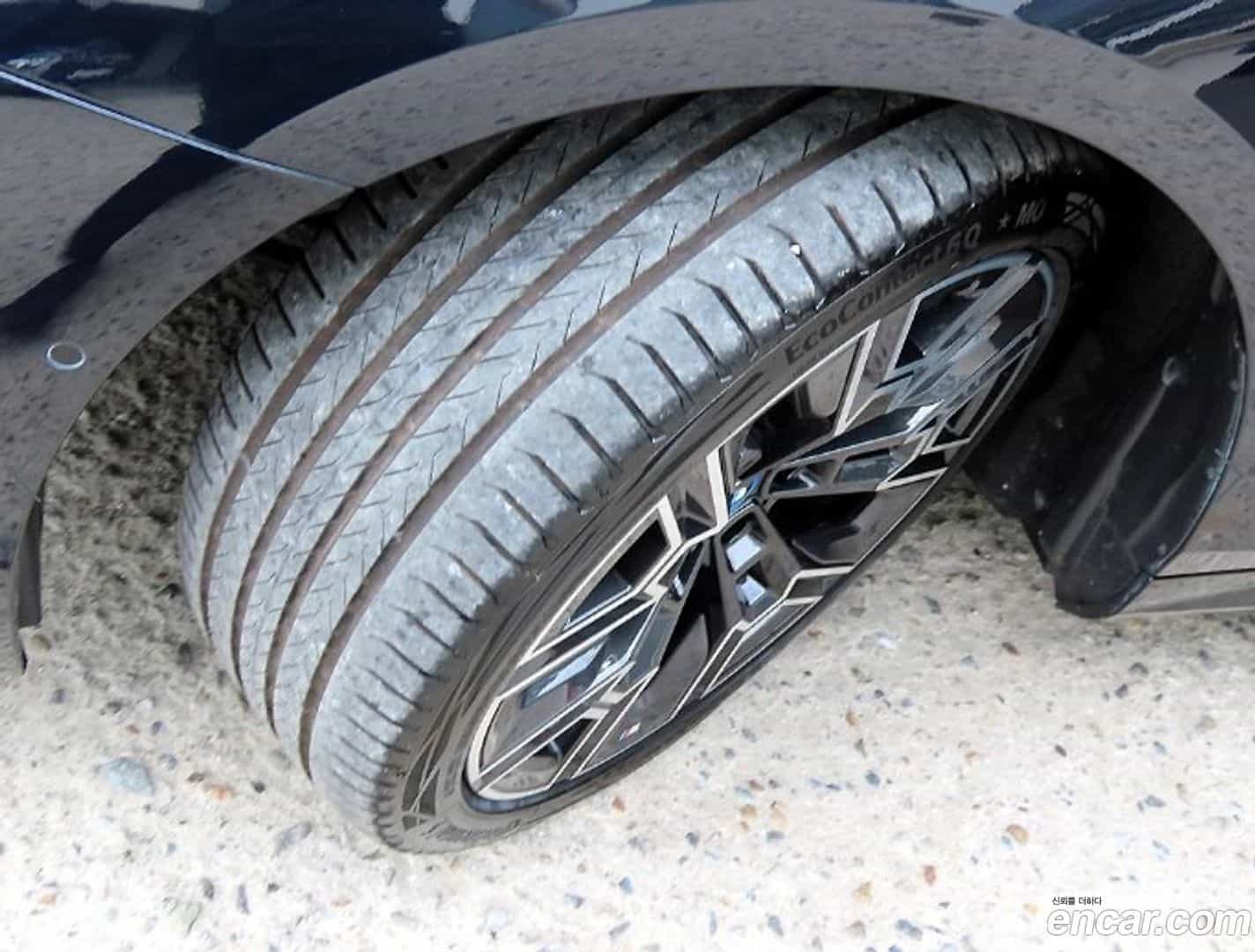 5-Series BMW 2025.4-OPTION-024