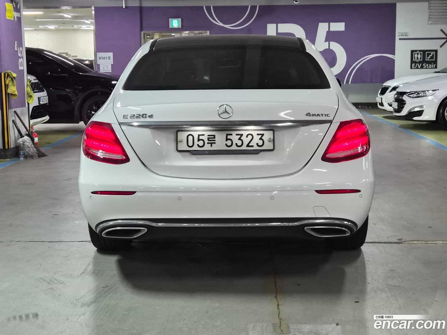 E-Class Mercedes-Benz 2018.10-OUTER-004