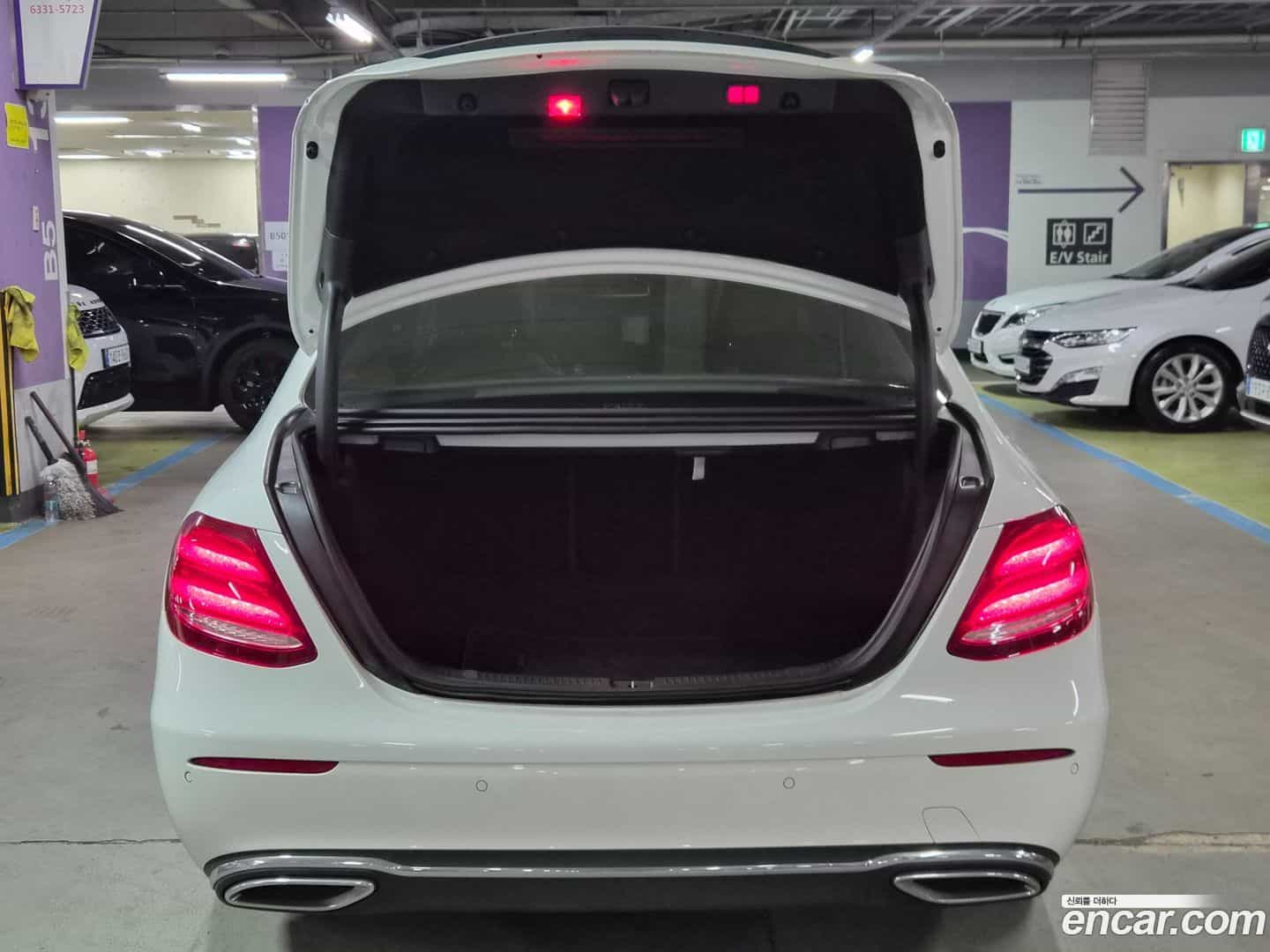 E-Class Mercedes-Benz 2018.10-OUTER-005