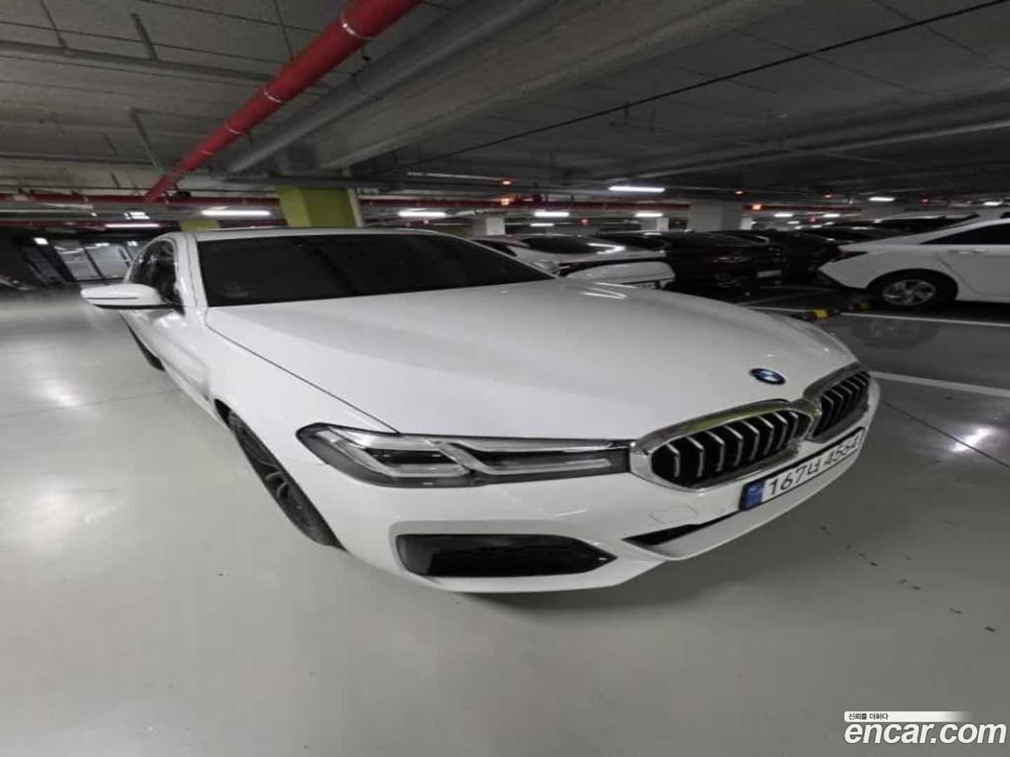 5-Series BMW 2022.8-OUTER-002